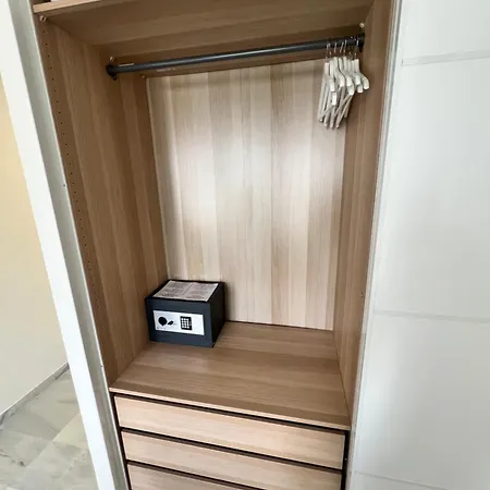 Apartament Jardines Del Puerto For Up To 6, Totally Refurbished 2025, Gardens, Pools, Garage, Wifi Marbella