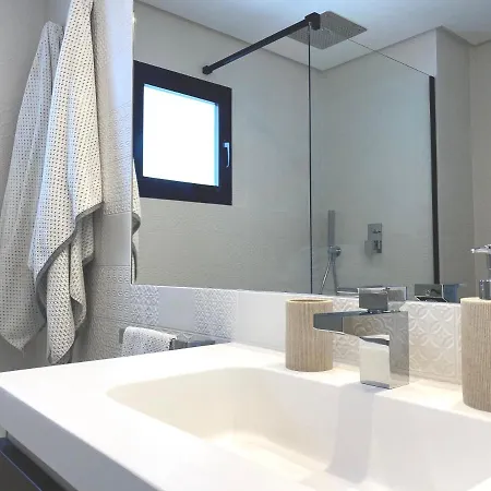 Jardines Del Puerto For Up To 6, Totally Refurbished 2025, Gardens, Pools, Garage, Wifi Lägenhet *