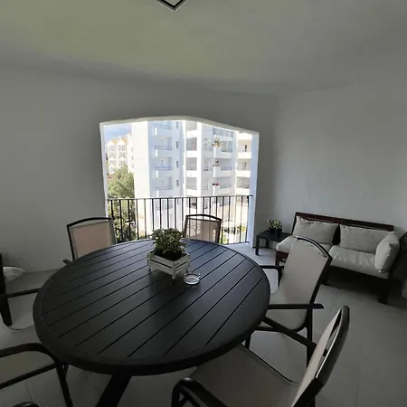 Jardines Del Puerto For Up To 6, Totally Refurbished 2025, Gardens, Pools, Garage, Wifi Apartmán Marbella