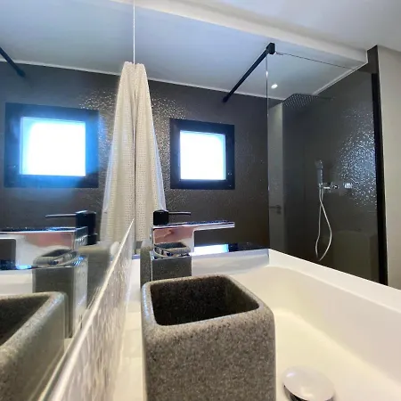 Jardines Del Puerto For Up To 6, Totally Refurbished 2025, Gardens, Pools, Garage, Wifi * Μαρμπέλλα