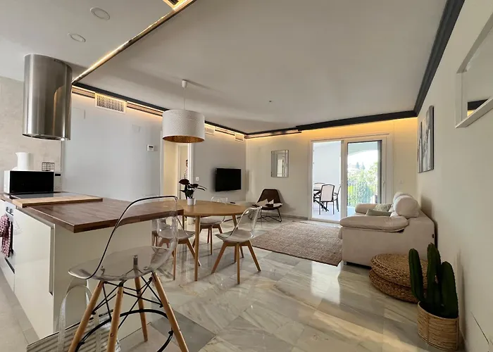 Jardines Del Puerto For Up To 6, Totally Refurbished 2025, Gardens, Pools, Garage, Wifi *