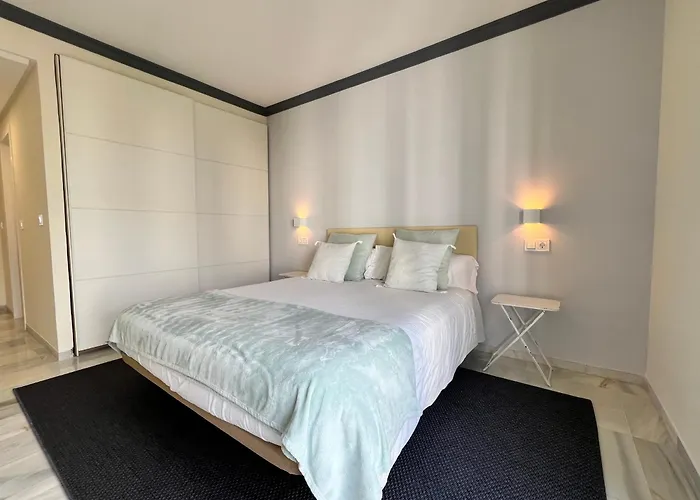 Jardines Del Puerto For Up To 6, Totally Refurbished 2025, Gardens, Pools, Garage, Wifi