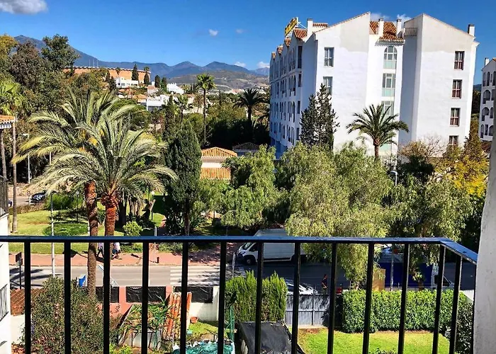 Jardines Del Puerto For Up To 6, Totally Refurbished 2025, Gardens, Pools, Garage, Wifi * ماربيا